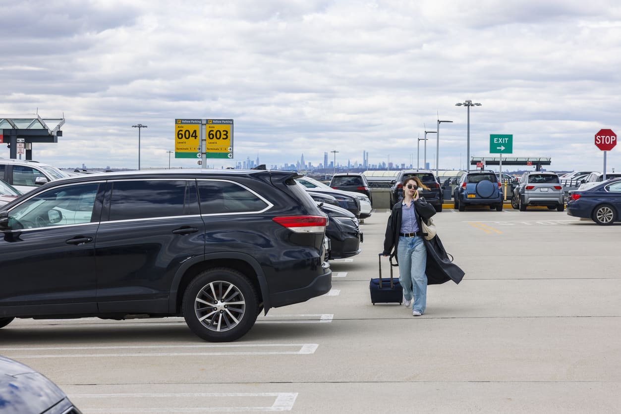 Car Rental Near Toronto Pearson Airport: What to Expect