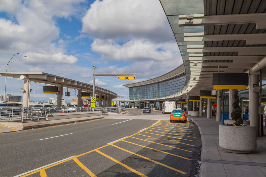Car Rental vs Taxi from Toronto Pearson Airport
