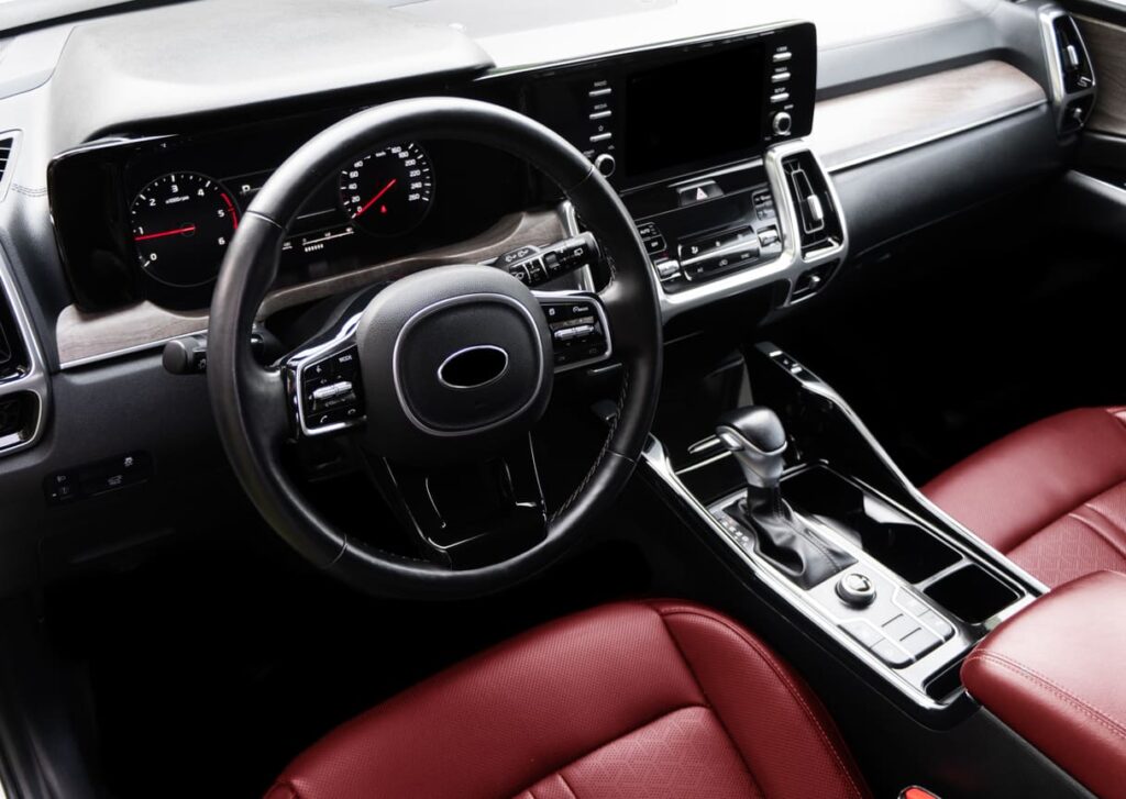Tips to Save Money on Car Rentals in Toronto