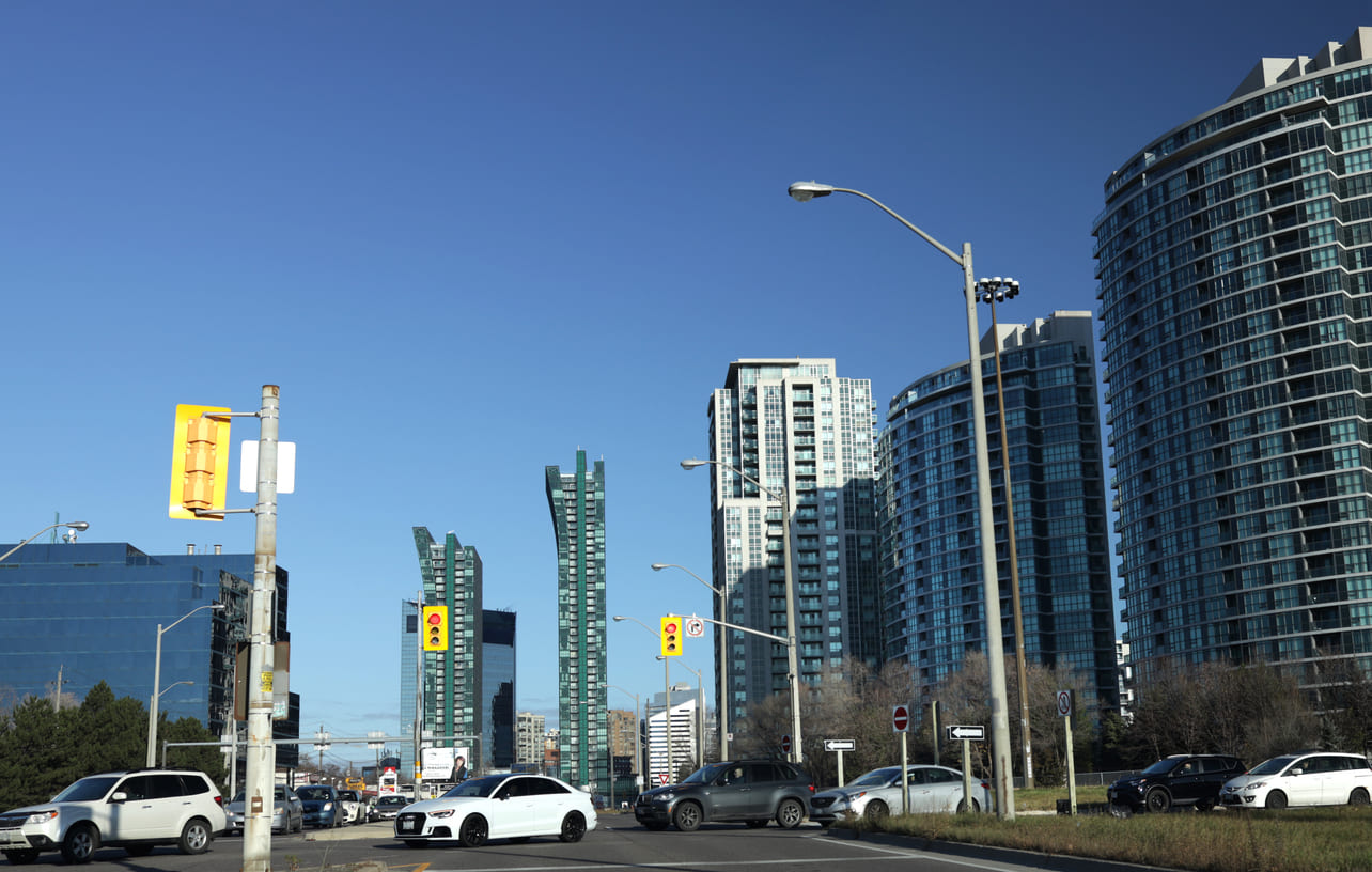 Top Reasons to Rent a Car in North York