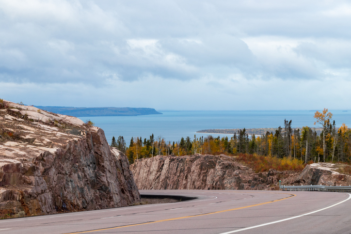 Summer Travel in Ontario: Why You Need a Rental Car